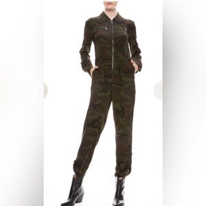 Camouflage Zip-Up jumpsuit LE SUPERBE